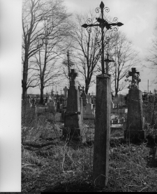 Chodor&oacute;wka, krzyże cmentarne