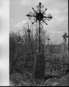 Chodor&oacute;wka, krzyże cmentarne
