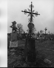 Chodor&oacute;wka, krzyże cmentarne