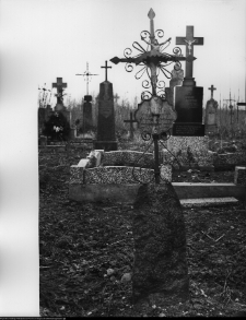 Chodor&oacute;wka, krzyże cmentarne
