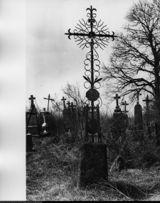Chodor&oacute;wka, krzyże cmentarne