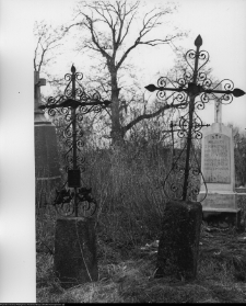 Chodor&oacute;wka, krzyże cmentarne