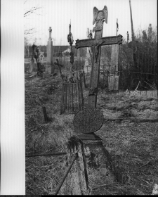 Chodor&oacute;wka, krzyże cmentarne