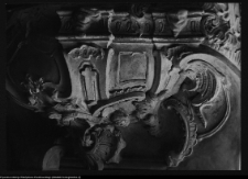 Sejny, ambona w kościele