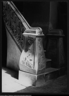 Sejny, schody na ambonę w kościele podominikańskim