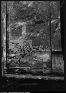 Sejny, fragment muru odsłoniętego podczas badań przy klasztorze