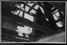 Bęćkowo, więźba dachowa dworu