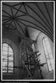 Wizna, odbudowa kościoła