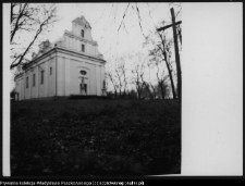 Śledzian&oacute;w, kości&oacute;ł św. Apostoł&oacute;w Piotra i Pawła