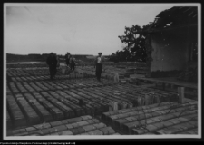 Tybory-Kamianka, Pałac Roszkowskich, układanie stropu nad parterem