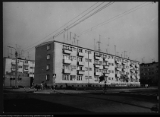 Suwałki, osiedle mieszkaniowe koło restauracji "Wigry"