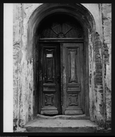 Białystok, drzwi kamienicy Mazowiecka 29