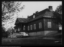 Łosośna, drewniany dw&oacute;r