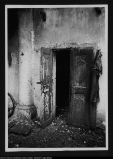 Łosośna, drewniany dwór