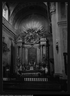 Tykocin, Kościół Misjonarzy, barokowy ołtarz główny