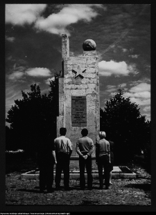 Krzyw&oacute;lka, pomnik