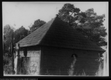 Kaplica cmentarna koło Knyszyna przy drodze do Suchowoli