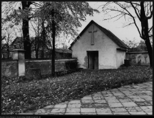 Knyszyn, ogrodzenie kościoła