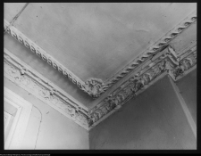 Łomża, wnętrze kamienicy przy ul. Długiej 13