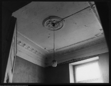 Łomża, wnętrze kamienicy przy ul. Długiej 13