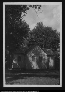 Hodyszewo, drewniana kaplica tzw. "Krynica" (położona 500 m za wsią)