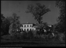 Ciechanowiec, widok na ogród i pałac