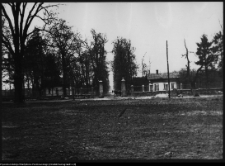 Ciechanowiec, brama pałacowa