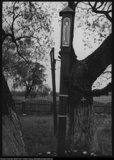 Dolistowo Nowe, kapliczka słupowa