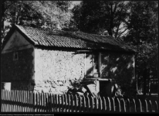 Mogilnice, spichlerz