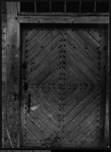 Kąty nr 71, drzwi w dawnym czworaku