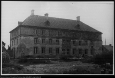 Ciechanowiec, budynki poklasztorne