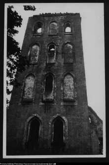 Banie Mazurskie, kościół