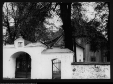 Szczyty-Dzięciołowo, brama cmentarna