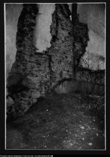 Mielnik, ruiny gotyckiego kościoła Świętej Trójcy